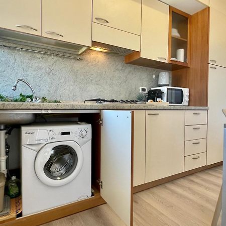 Apartamento 150Mt Dal Mare Monolocale In Centro Con Vista Aperta, Wi-Fi E A/C Loano Exterior foto
