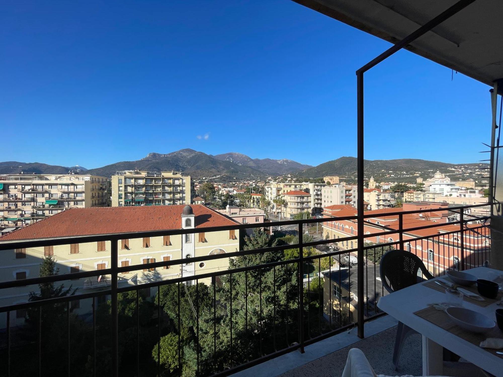Apartamento 150Mt Dal Mare Monolocale In Centro Con Vista Aperta, Wi-Fi E A/C Loano Exterior foto