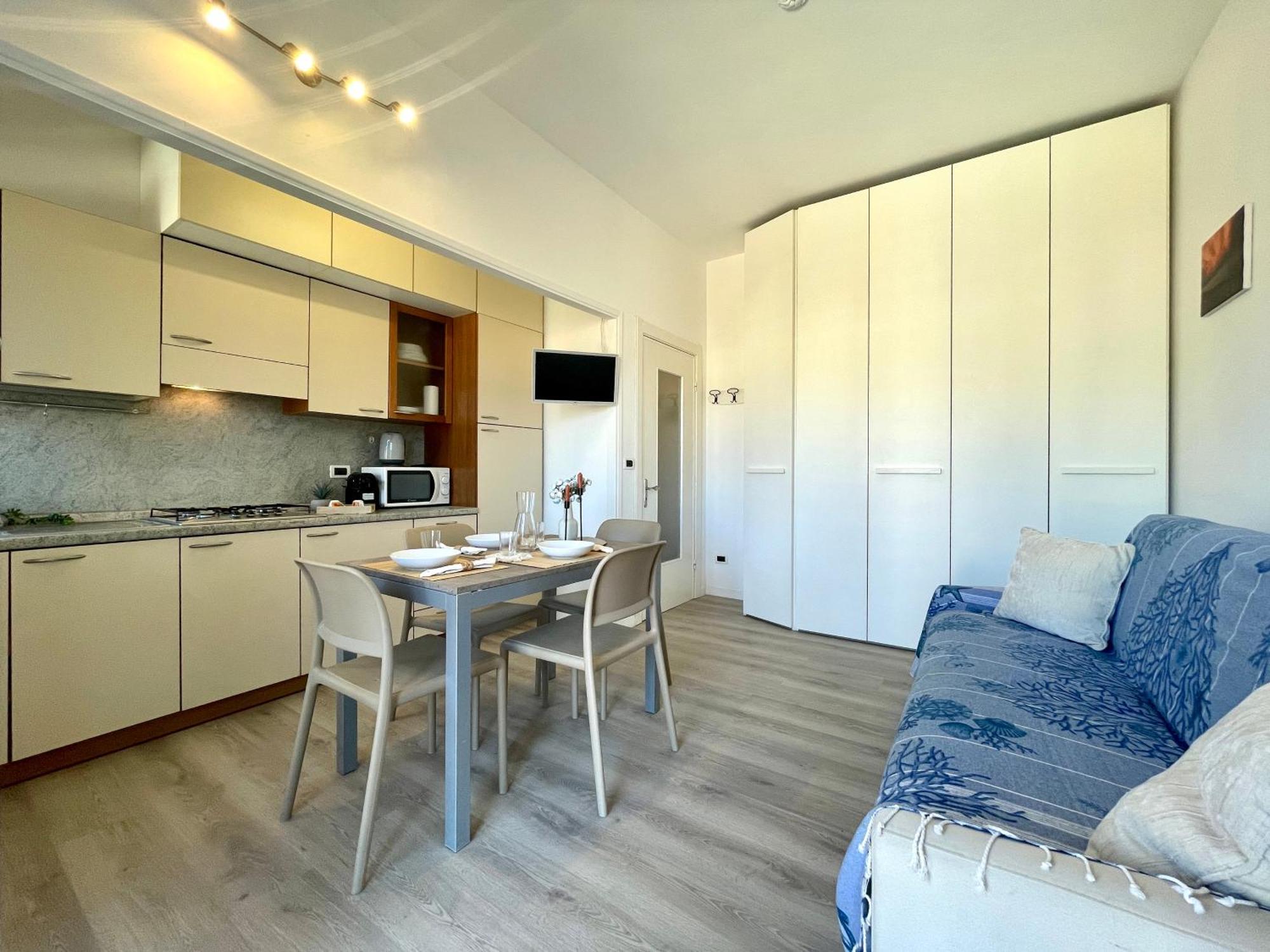Apartamento 150Mt Dal Mare Monolocale In Centro Con Vista Aperta, Wi-Fi E A/C Loano Exterior foto