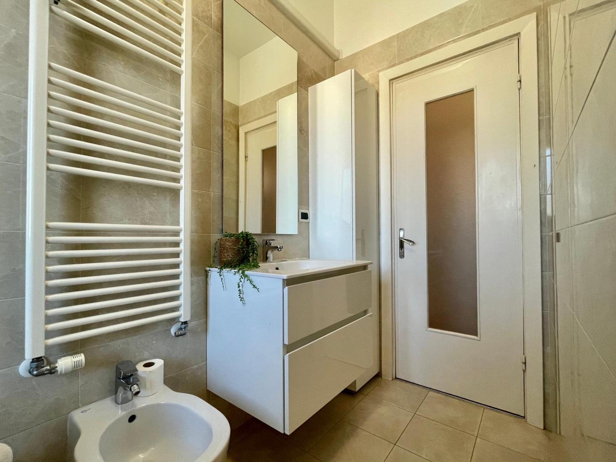 Apartamento 150Mt Dal Mare Monolocale In Centro Con Vista Aperta, Wi-Fi E A/C Loano Exterior foto